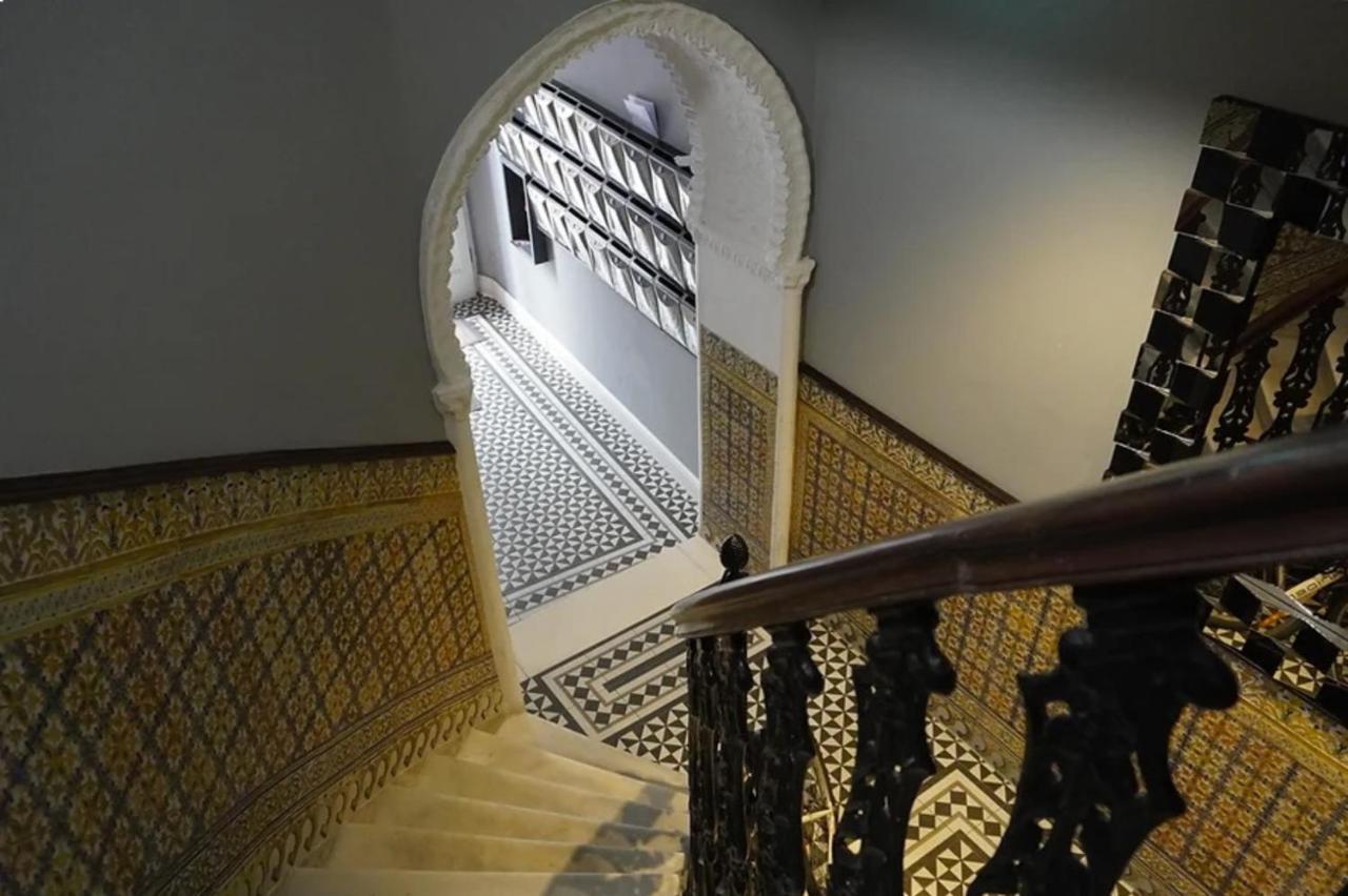 Master Penthouse Double Room Ensuite With Private Terrace - Grand Central House غيبرالتار المظهر الخارجي الصورة