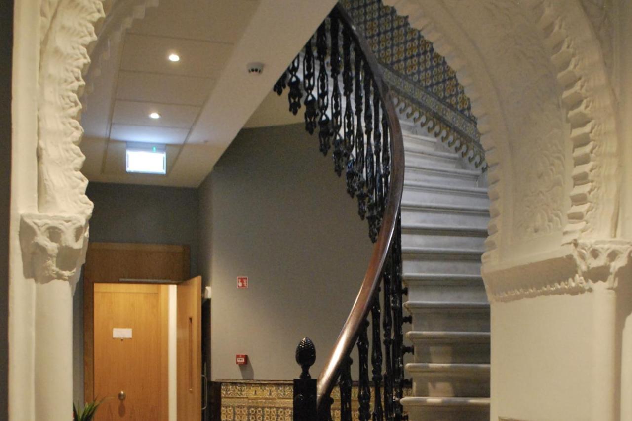 Master Penthouse Double Room Ensuite With Private Terrace - Grand Central House غيبرالتار المظهر الخارجي الصورة