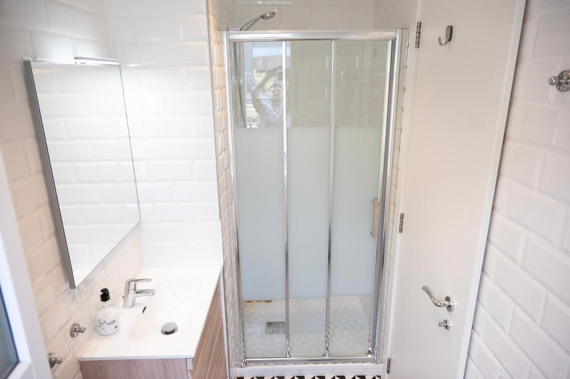 Master Penthouse Double Room Ensuite With Private Terrace - Grand Central House غيبرالتار المظهر الخارجي الصورة